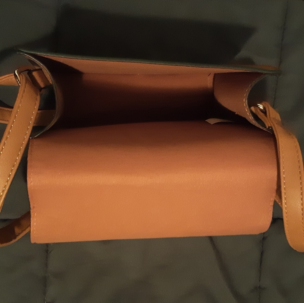 Small Purse - Picture 3 of 5